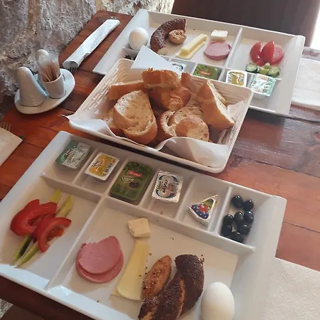 Hotell Sarnic Ayvalı